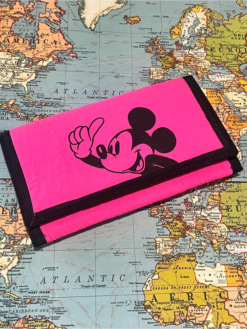 Vintage 1990s  Disney Company Mickey Mouse Wallet Checkbook Bright Pink New Tags